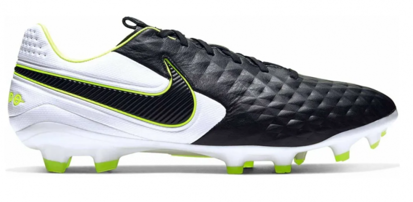  бутсах Nike Tiempo 8