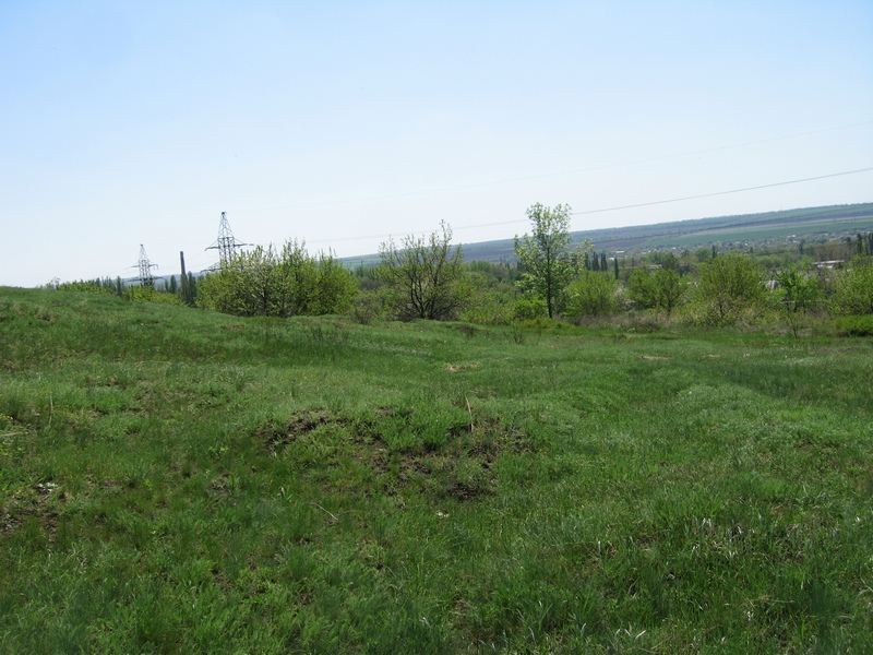 З правого боку каньйону знаходяться занедбані сади. Фото: Мілостнова Росіна/The Epoch Times України 