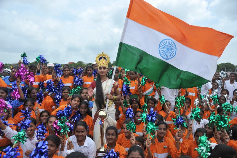 Хайдарабад, Індія, 15 серпня. Актриса, вбрана в костюм богині Матері Індії (Бхарат Мата), на святкуванні Дня незалежності. Фото: NOAH SEELAM/AFP/GettyImages 