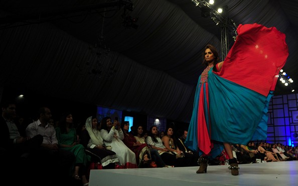 Пакистанський тиждень моди. Фото: ASIF HASSAN/AFP/Getty Images 