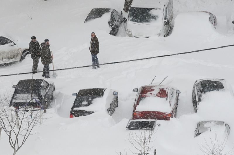 Снігопад викликав транспортний колапс у Києві. Фото: Володимир Бородін / Велика Епоха 