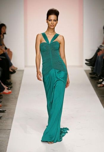 Колекція сезону осінь 2008 від Фари Ангсани на Mercedes-Benz Fashion Week, Smashbox Studios, 13 березня 2008, Каліфорнія. (Фото: Фрезер Харісон /Getty Images ) 