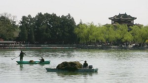 Пейзажі та храми імператорського саду Іхеюань. Фото з aboluowang.com 