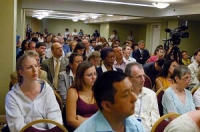 Більше 170 чоловік, включаючи організаторів конгресу, а також хірургів з трансплантації органів, відвідали семінар, проведений Девідом Кілгуром, одним з авторів звіту про розслідування ситуації з видалянням органів у живих людей у Китаї. Фото: The Epoch T