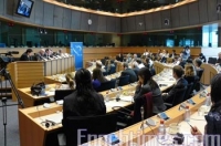 Слушания в Европарламенте по вопросу преследования китайской компартией последователей Фалуньгун. 15 апреля 2009 года. Фото: The Epoch Times