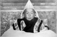 Далай-лама XIV. Возведение на престол 1940 г. фото: savetibet.ru
