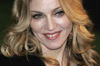 Мадонна (Madonna) на премьере мультфильма «Артур и невидимки» (Артур и минипуты, Arhur and the Invisibles), Leicester Square, Лондон. Фото: Chris Jackson/Getty Images