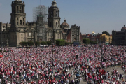 Реформы президента Лопеса Обрадора вызвали многотысячные протесты в Мехико