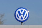 Автомобілі Volkswagen затримали в порту США через китайські запчастини (ВІДЕО)