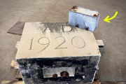 Капсула времени, обнаруженная во время сноса средней школы, 104 года хранила исторические сокровища