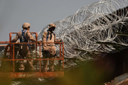 Около тысячи солдат в дополнение к 10 000 военнослужащих направлены на охрану южной границы США