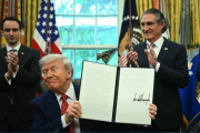 Трамп подписал указы о развитии ядерной энергетики в США