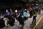 Україна виключила 5 грецьких компаній зі списку "спонсорів війни", залишивши в ньому угорський OTP Bank