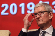 Пісню "Слава Гонконгу" видалили з Apple Music і iTunes після звернення Мін'юсту (ВІДЕО)