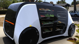Еда к вашему порогу: создан первый в мире беспилотный продуктовый авто-магазин — Robomart