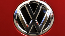У Volkswagen самые низкие продажи за последние 10 лет из-за проблем с поставками