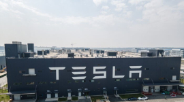 Tesla подає до суду на китайського блогера за фабрикацію даних під час тестування автомобіля Tesla