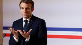 Макрон: пенсионная реформа будет проведена в 2023 году во Франции