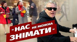 Столкновение между пианистом и китайскими туристами вызвало бурю в интернете