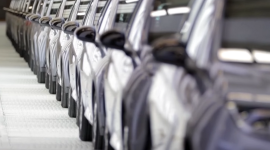 У ЄС продажі електромобілів вперше перевищили продажі машин на бензині (ВІДЕО)