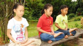 Медитация вместо наказания: новый подход в школах приносит удивительные результаты