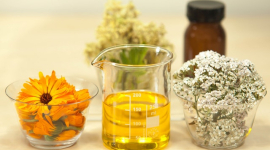 Трав'яні олії — природні ліки від проблем шкіри