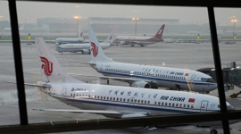 Китайські авіакомпанії звітують про мільярдні збитки (ВІДЕО)