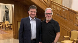 Після публікації файлів щодо справи Епштейна подав у відставку радник з нацбезпеки Словаччини (ВІДЕО)