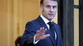 Проросійські пропагандисти безпідставно звинуватили Макрона у зв’язку з Епштейном