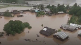 Тропический циклон обрушился на север Мадагаскара, погибли 18 человек