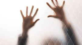 За даними опитування, кожна третя жінка в ЄС стикається з насильством