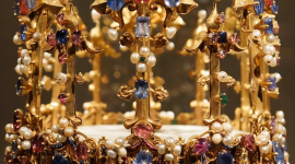 Де зберігається найстаріша корона Англії і що вона розповідає про епоху (ФОТО)