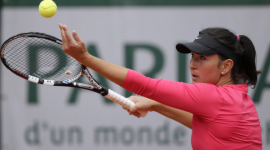 Украинская теннисистка вышла в четвертьфинал турнира во Франции