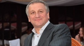 Дніпропетровських депутатів викликали до військкомату прямо на сесії