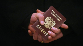 Без російського паспорта кримським підліткам не дають виїхати до України