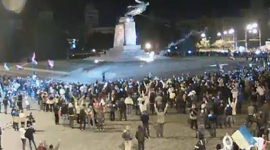 В Харькове повалили самый большой украинский памятник Ленину