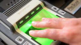Миграционная служба заявила о мошенниках, обещающих биометрические паспорта
