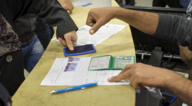 Украинцам рассказали подробности оформления биометрических паспортов
