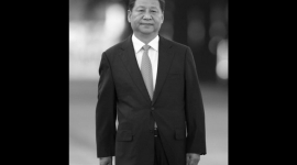 Официальная речь Си Цзиньпина: кто вырезал слова о конституционализме?
