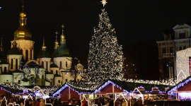 Киевскую ёлку продадут, чтобы выручить деньги для АТО