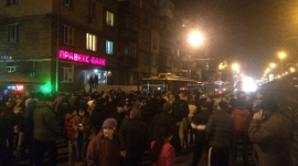 У Києві жильці заблокували вулицю через відсутність опалення
