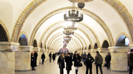 У київській підземці з’явиться інтернет, але проїзд подорожчає