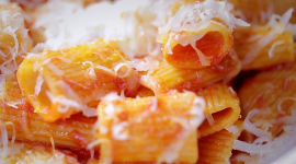 Рецепти найкращих кухарів Нью-Йорка: домашній італійський сир Рікотта від Лідії Бастіаніч