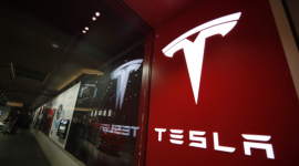 Tesla увеличила поставки электромобилей в 1-м квартале после снижения цен