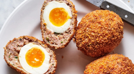 Яйца «по-шотландски» не зря имеют огромную популярность в Лондоне