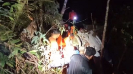 Внаслідок аварії вертольота в індонезійській провінції Західний Калімантан загинули вісім осіб (ВІДЕО)