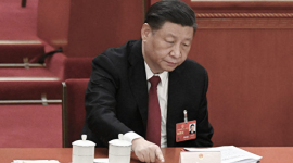 Культ Си Цзиньпина и лицемерие партийных чиновников в Китае