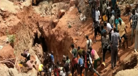 П'ятеро людей загинули внаслідок обвалів на неофіційних золотих копальнях в Кенії (ВІДЕО)