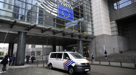 В связи с возможным вмешательством РФ в Европарламенте провела обыски полиция
