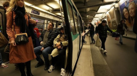 Чотири людини поранені в результаті ножового нападу в метро в Ліоні, Франція (ВІДЕО)